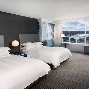 Queen Room Two Queen Beds City View